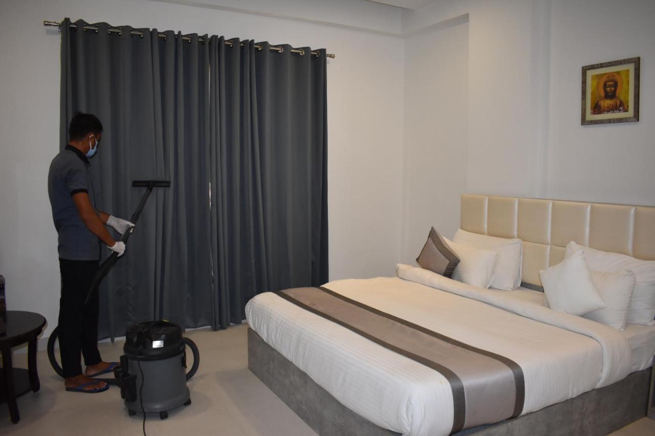 Hotel Siddhartha Inn Udaipur Exterior photo