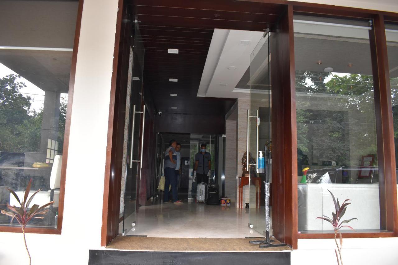 Hotel Siddhartha Inn Udaipur Exterior photo