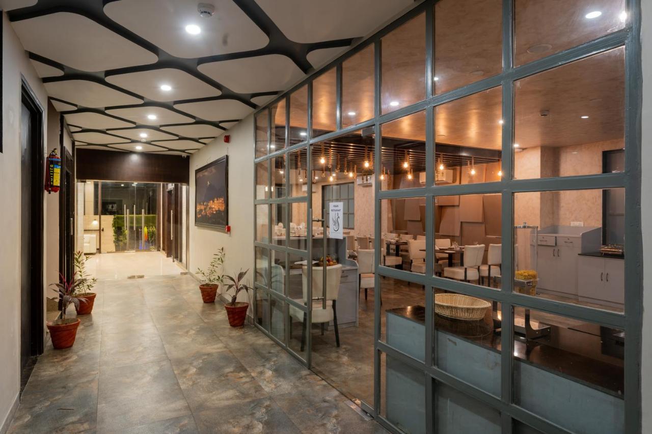 Hotel Siddhartha Inn Udaipur Exterior photo