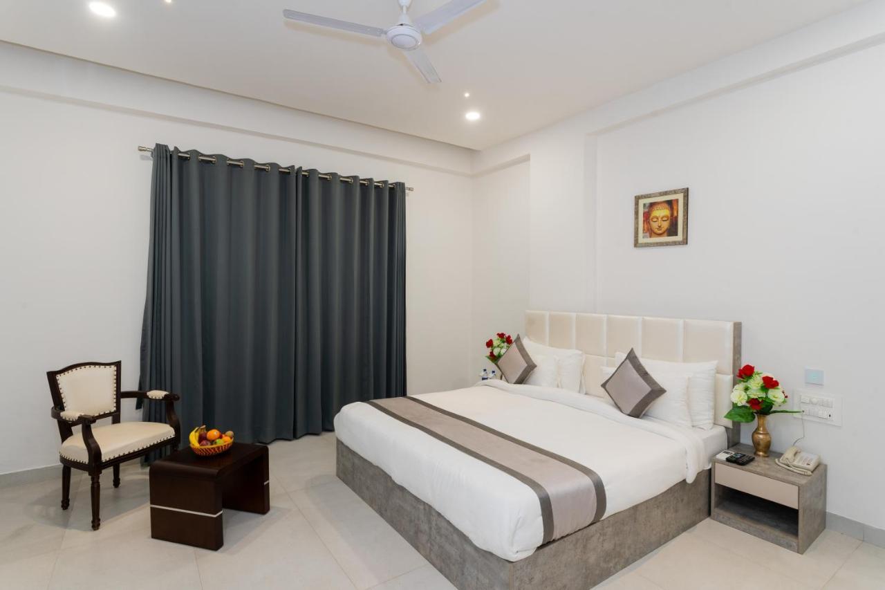 Hotel Siddhartha Inn Udaipur Exterior photo